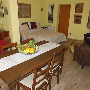 https://casa-francesco.it-lombardy.com